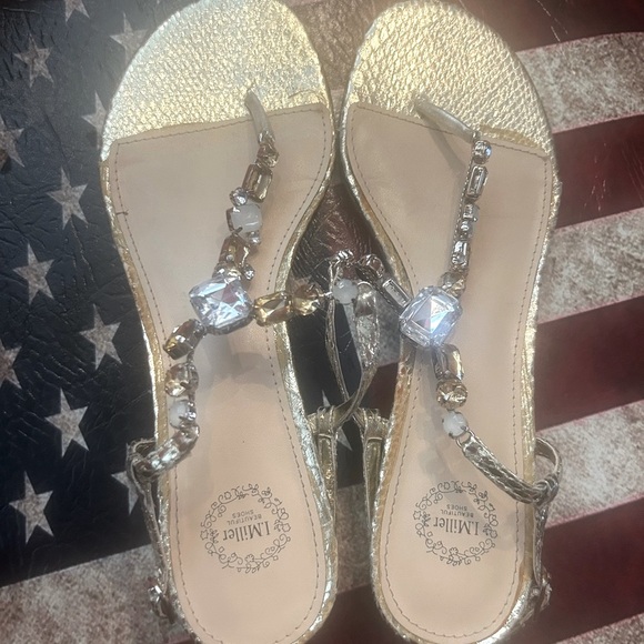 J Miller ladies Stunning Jeweled Gold Sandals Size 9.5 . - Picture 2 of 10